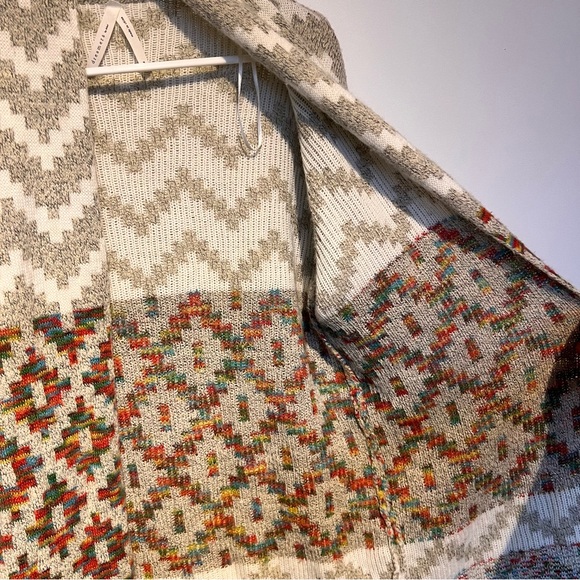 Dreamers Multicolor Patterned Cardigan - Picture 7 of 8